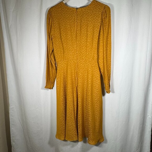 Ann Taylor Cheetah Print Jacquard Faux Wrap V-neck Yellow Belted Dress Size 4 (F - Picture 6 of 12